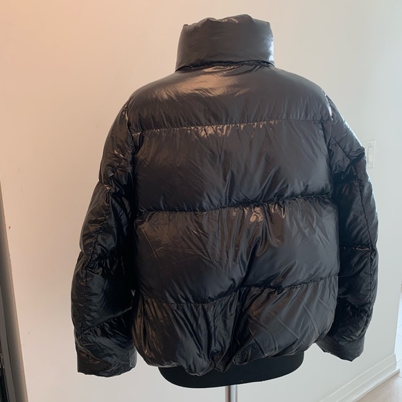 Uniqlo Black Ultra Light Down Jacket - Picture 2 of 3